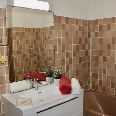 Les Flots-2 By Interhome